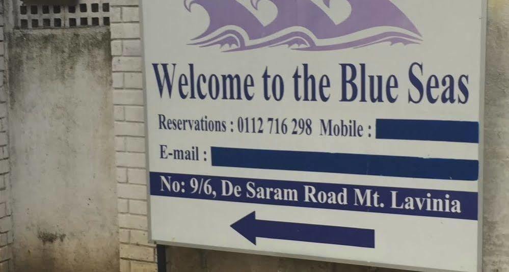 Blue Seas Guest House Dehiwala-Mont Lavinia Extérieur photo